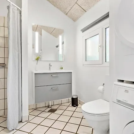 Gorgeous In Glesborg With Kitchen Casa vacanze