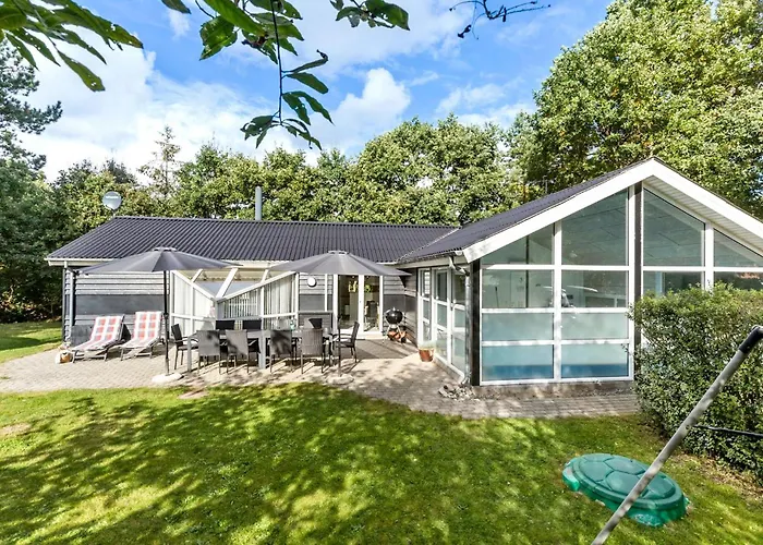 Сasa de vacaciones Gorgeous In With Kitchen Glesborg